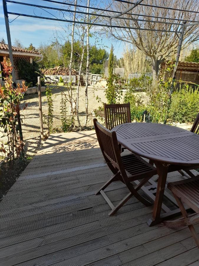 Chambres D'Hotes Chez Cecile A Lagnes Eksteriør billede