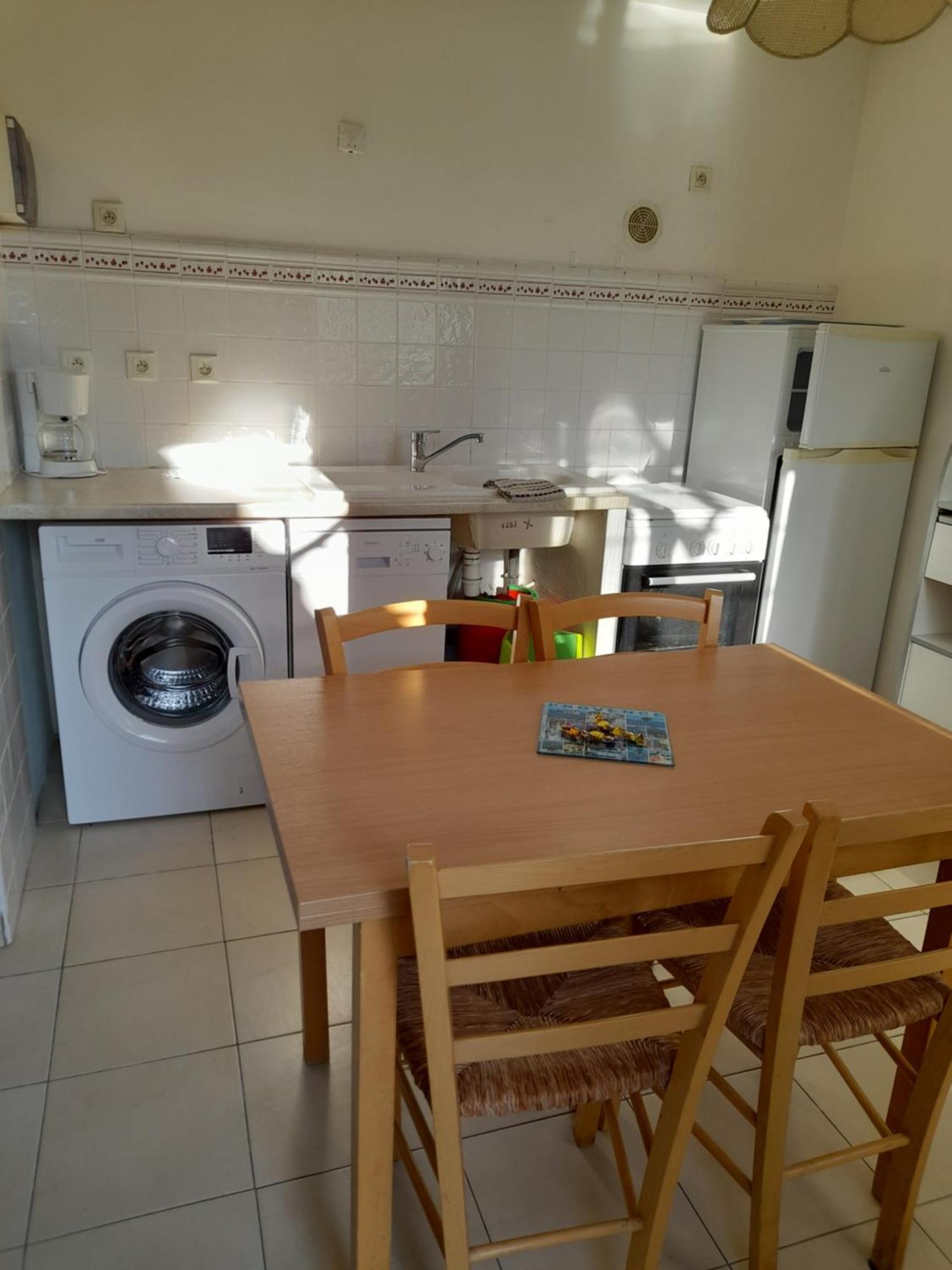 Chambres D'Hotes Chez Cecile A Lagnes Eksteriør billede