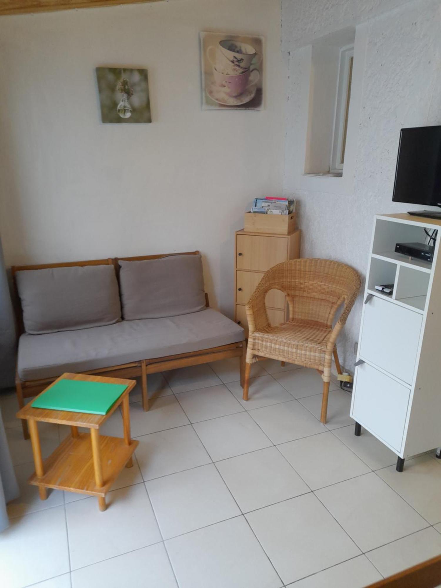 Chambres D'Hotes Chez Cecile A Lagnes Eksteriør billede